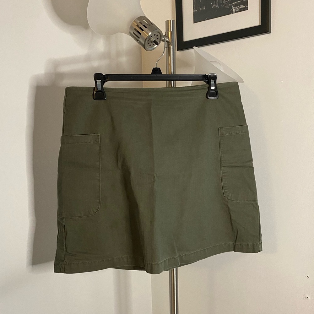 A New Day - Forest Green Mini Skirt. Size 12.